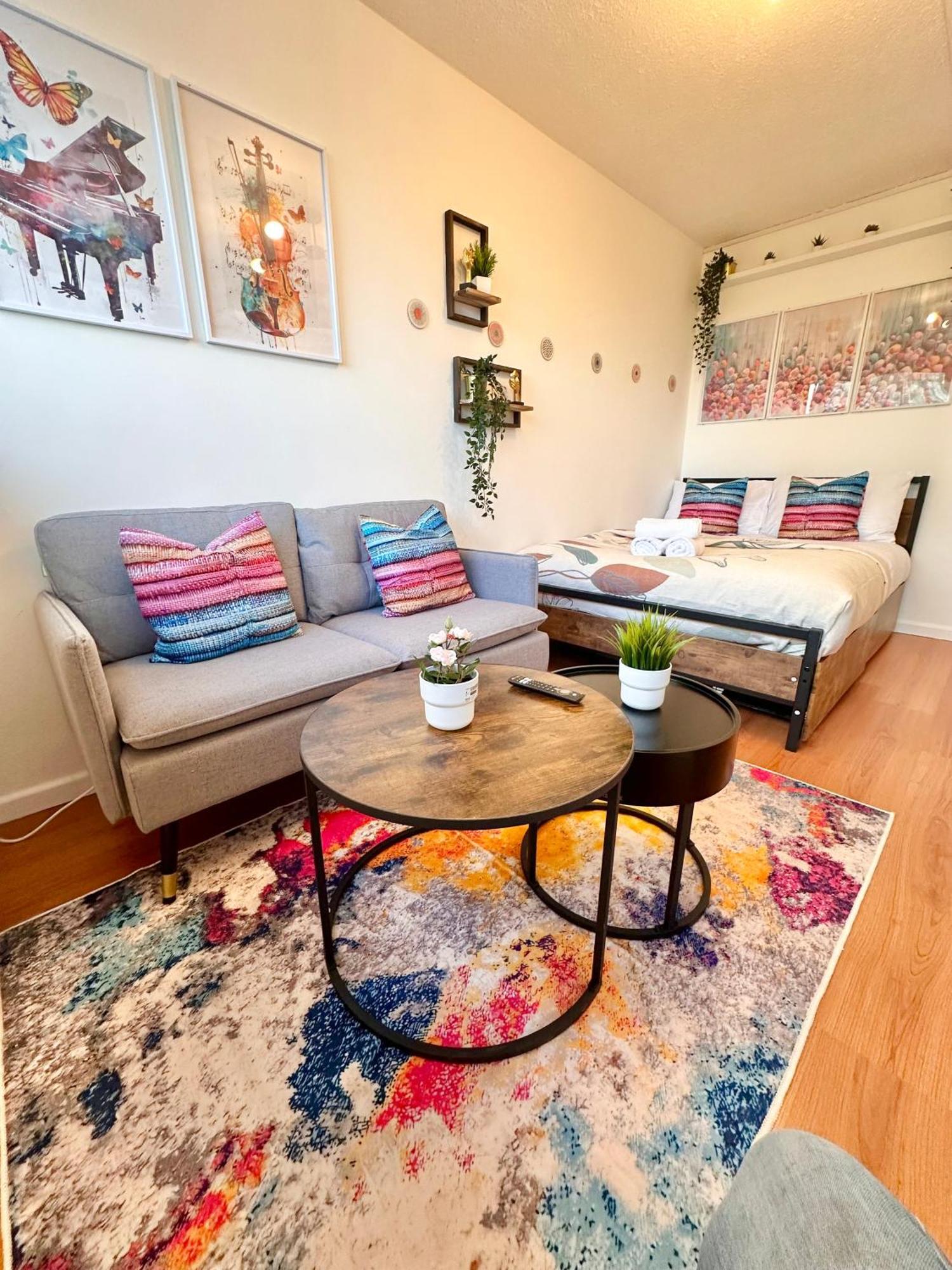 B - Newley Renovated Private Self-Contained Room In A Shared Apartment In Birmingham City Centre Ngoại thất bức ảnh